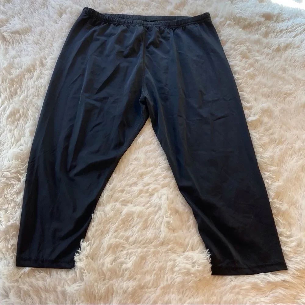 Aero/Tech/Designs Black Capris Length Cycling Pants, Size 3 XL